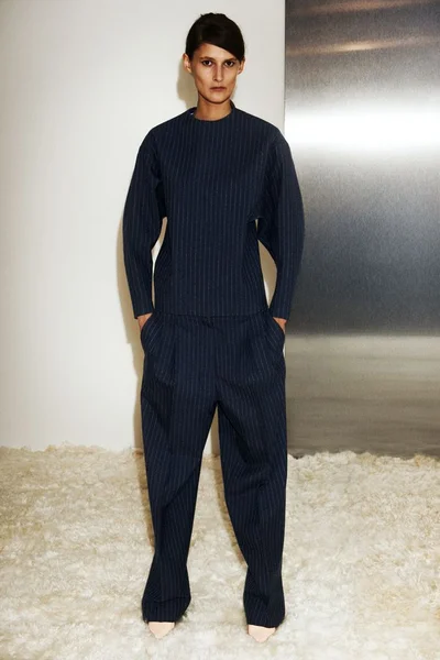 Look 13